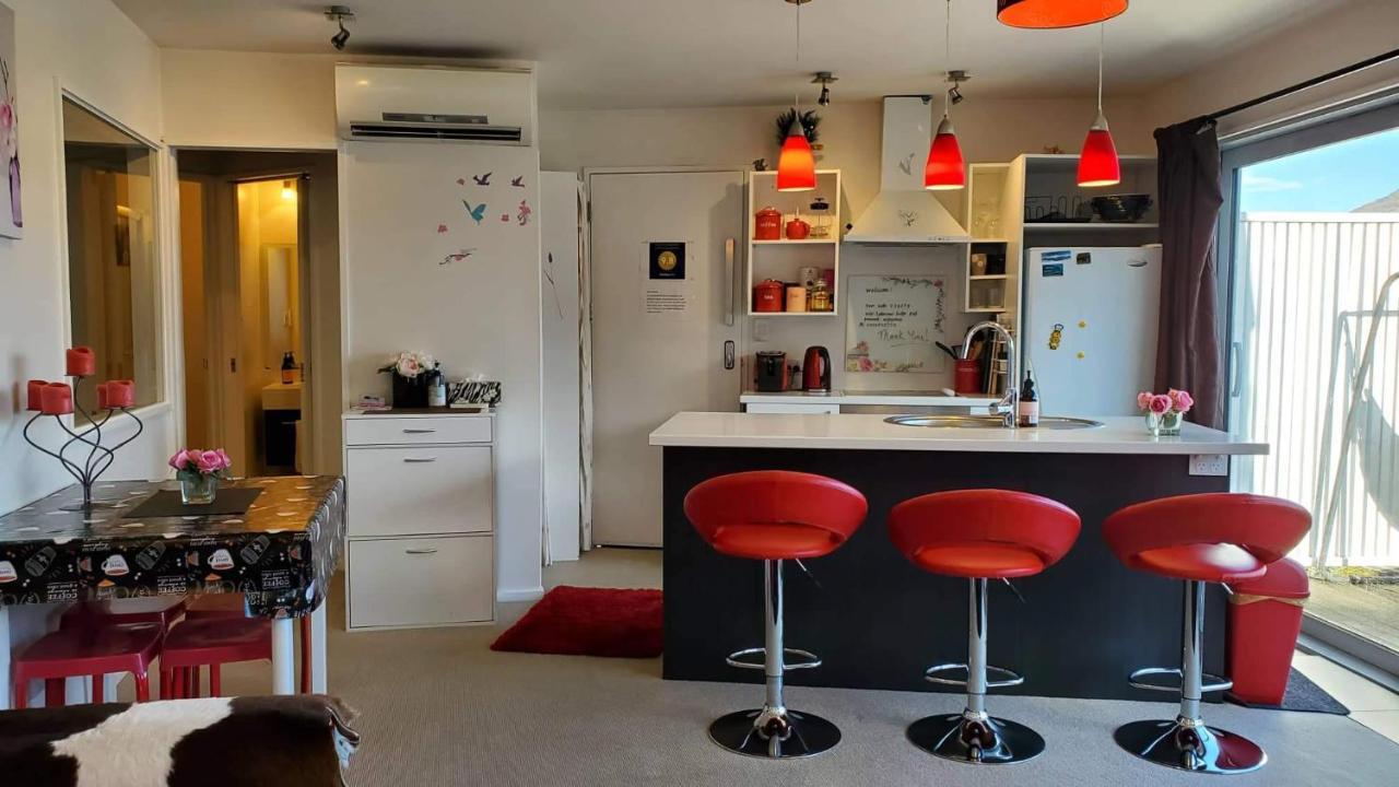 Central Lakeview Apartment With Amazing Rooftop 镇上湖景三室套房 Queenstown Eksteriør bilde