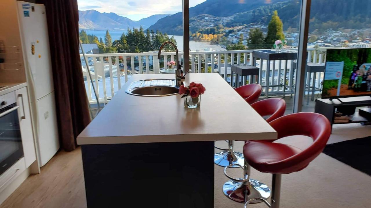 Central Lakeview Apartment With Amazing Rooftop 镇上湖景三室套房 Queenstown Eksteriør bilde